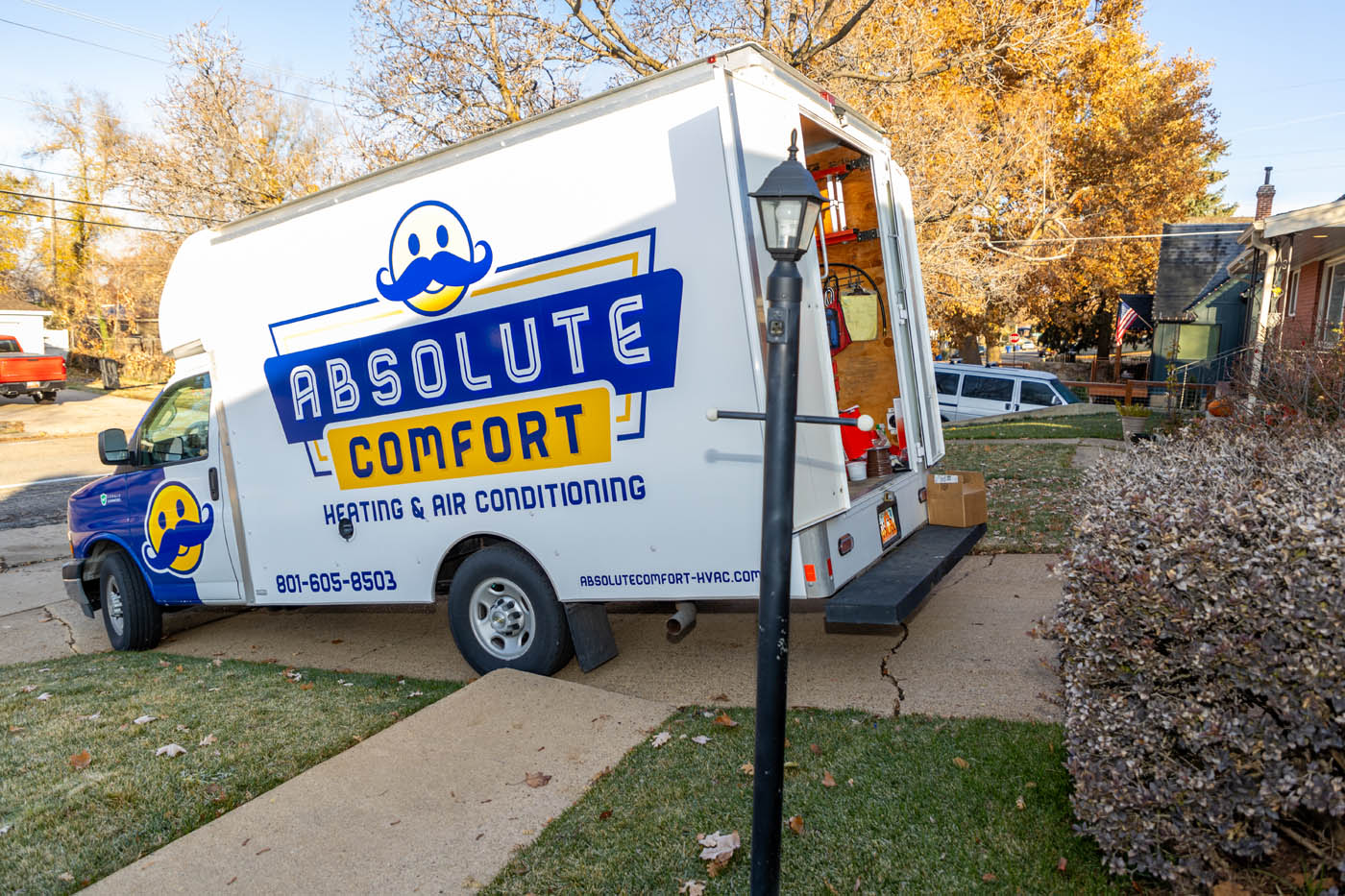 A truck from Absolute Comfort Heating and Air Conditioning.